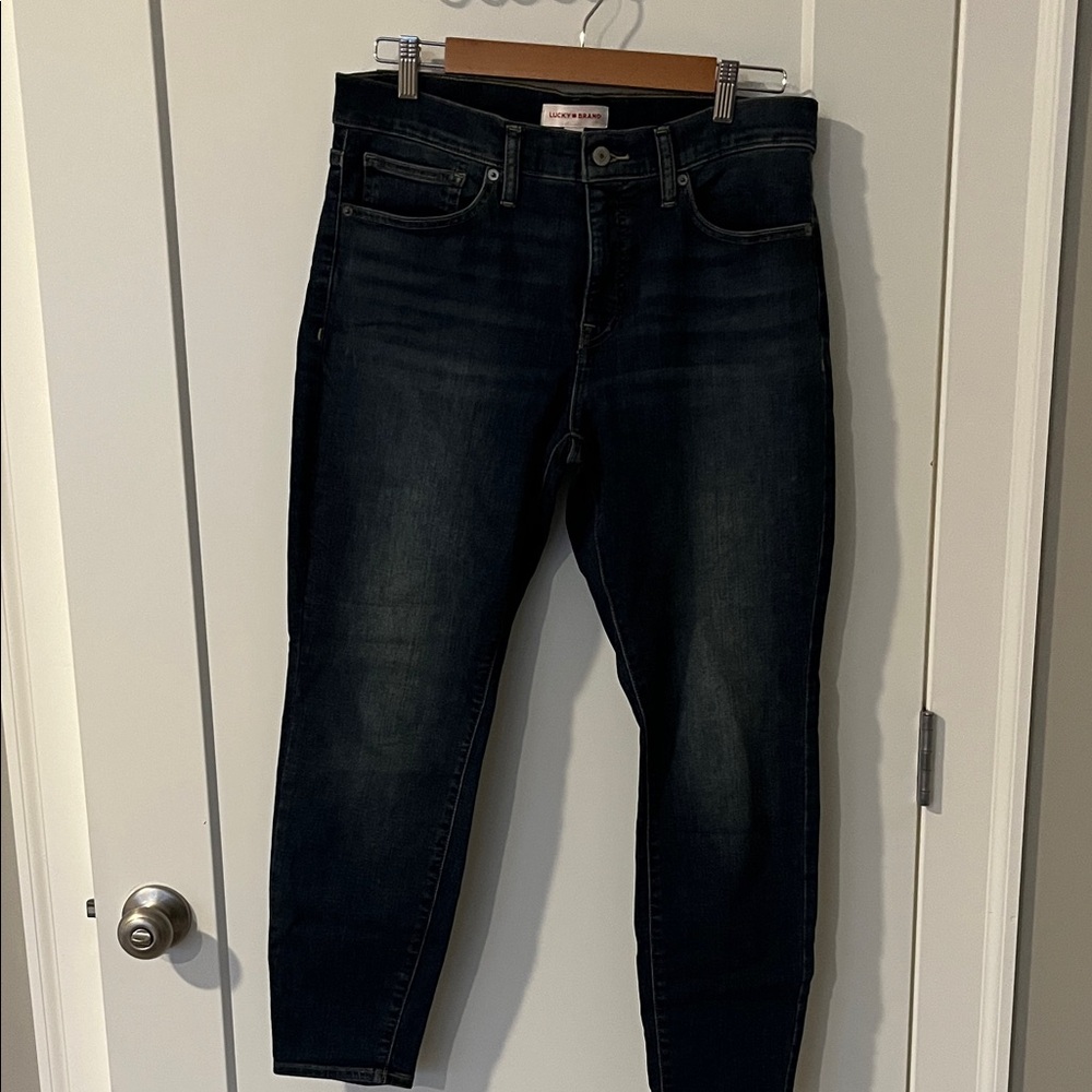 Lucky Brand Women's Dark Wash Cropped Jeans
